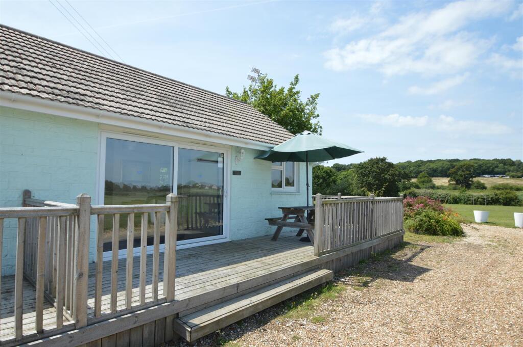 SALTERNS VILLAGE, SEAVIEW
