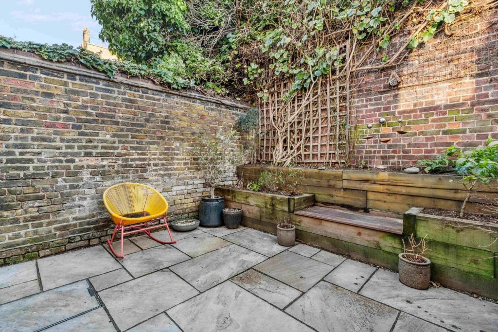 Garden (2).jpg