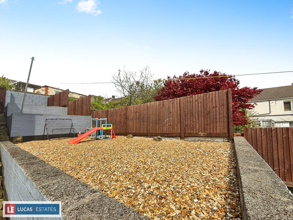 ba1816ea-44-4384-...