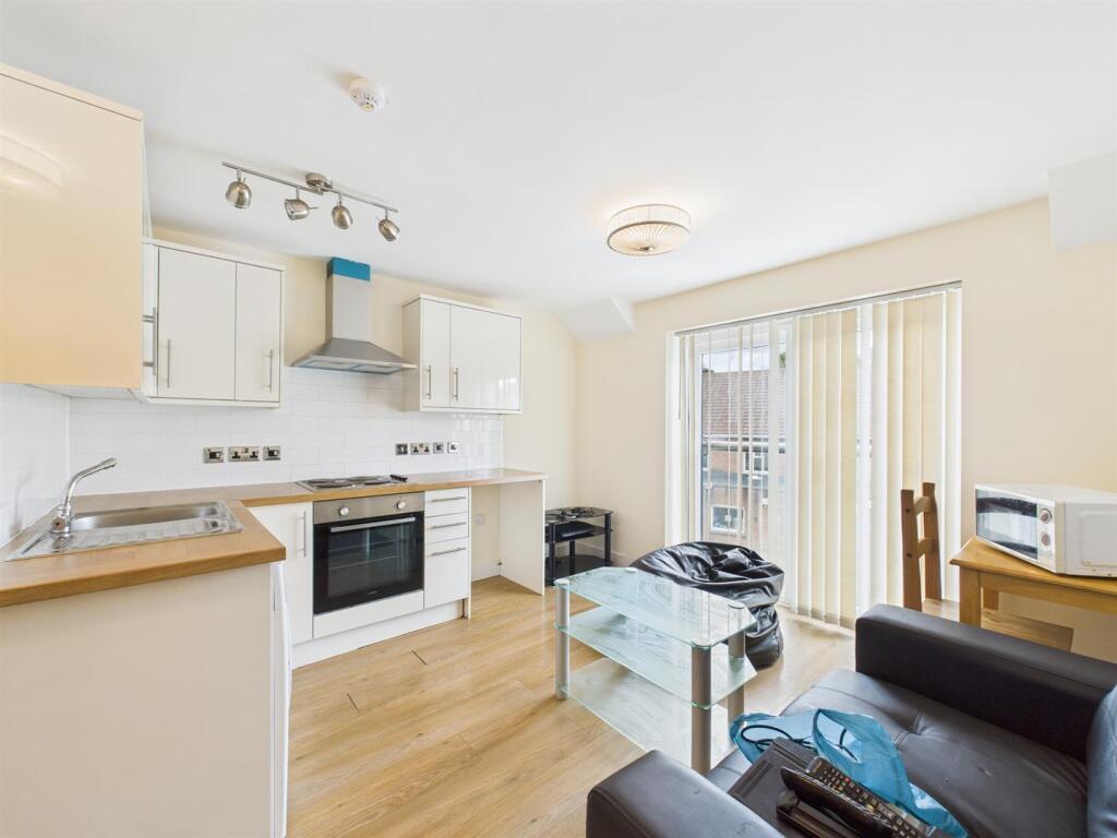 13 - Modern Block of 12 Flats for Auction, Bristol