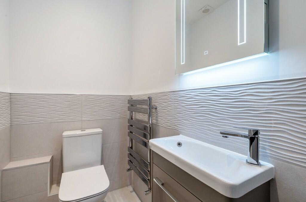 Cloak room