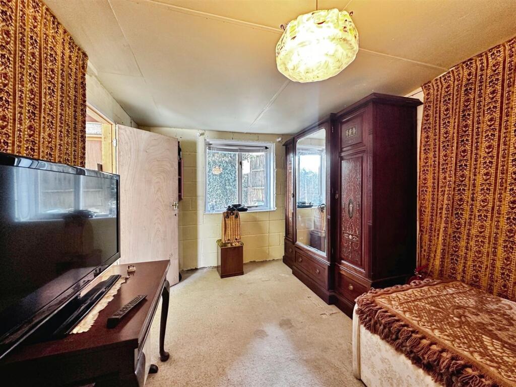 08667150-E-43FB-8AF9-AEBA6273DEE0-8890-000002E856C