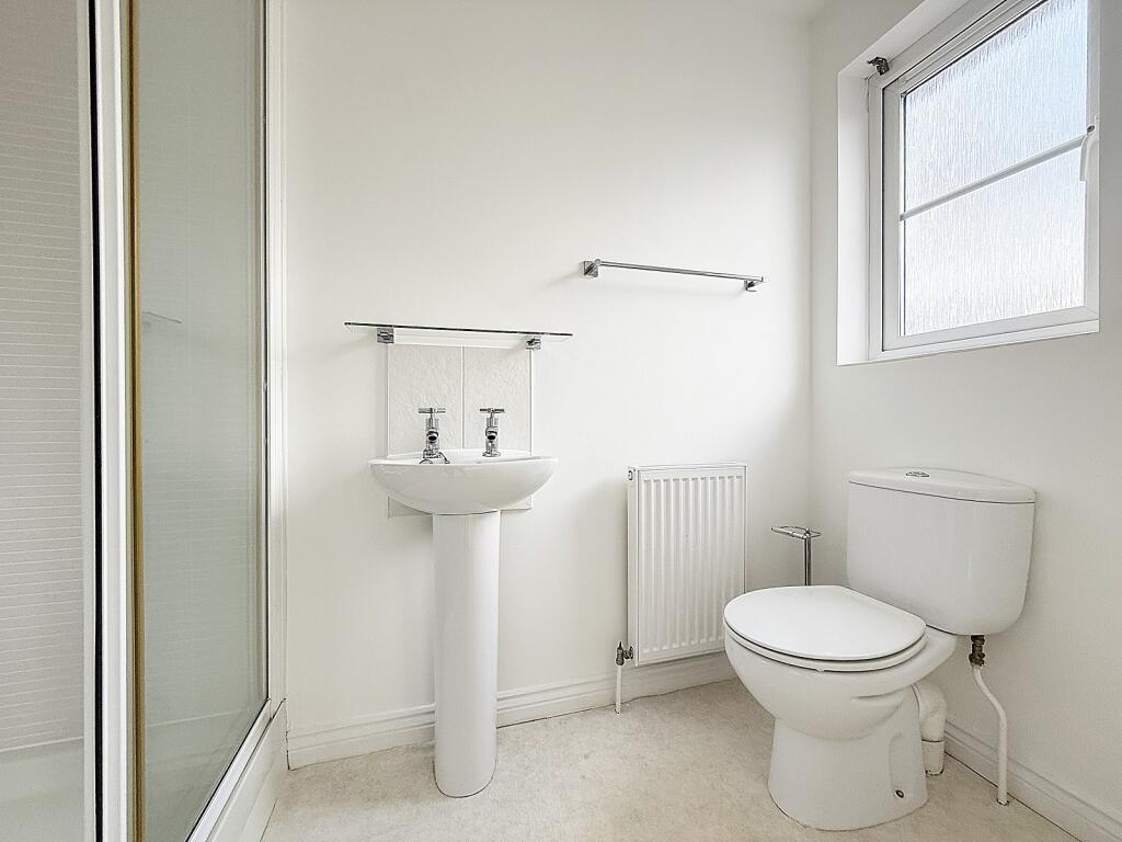 En Suite 2