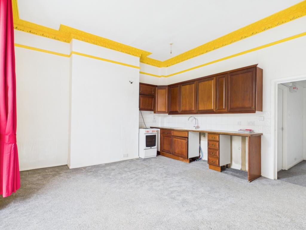 CAM03062G0-PR0149-STILL001