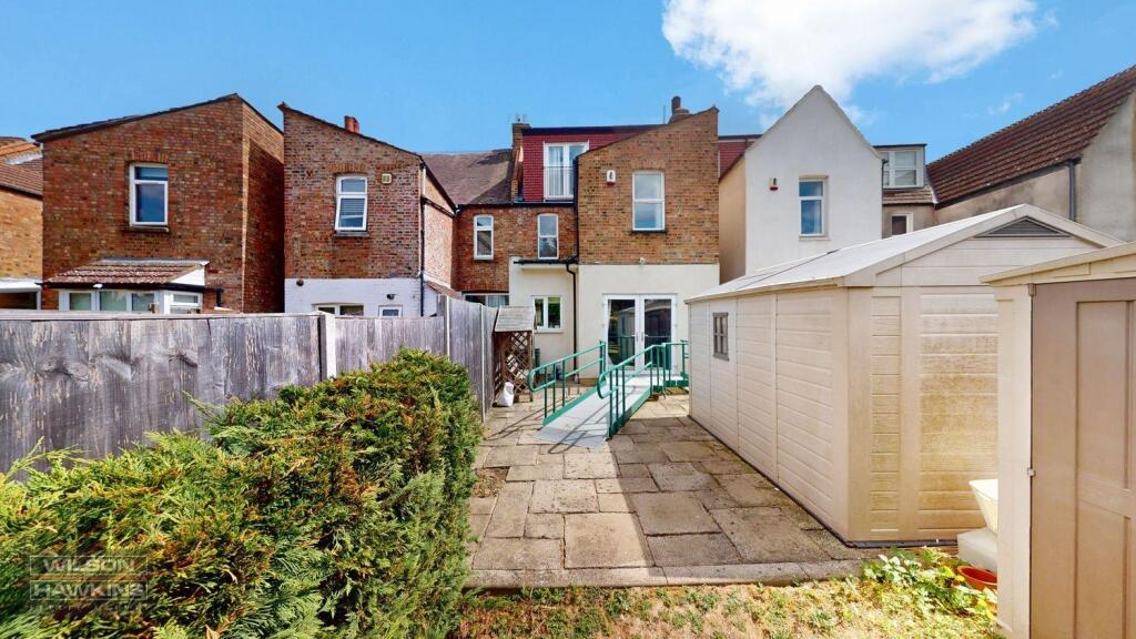 35 Welldon Crescent - hPYhwq0nrjWcBkzGF5lO.jpg