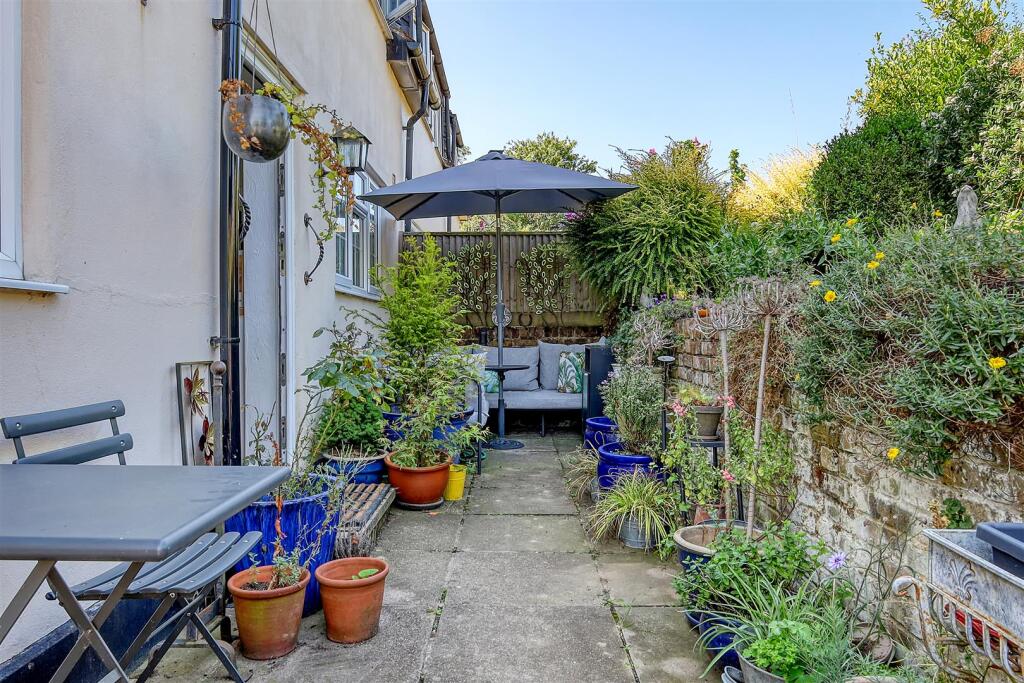 img_9912_17 copy.jpg