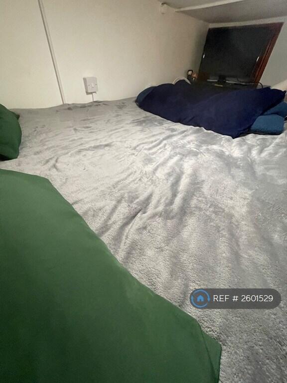 Double Mezzanine Bed 