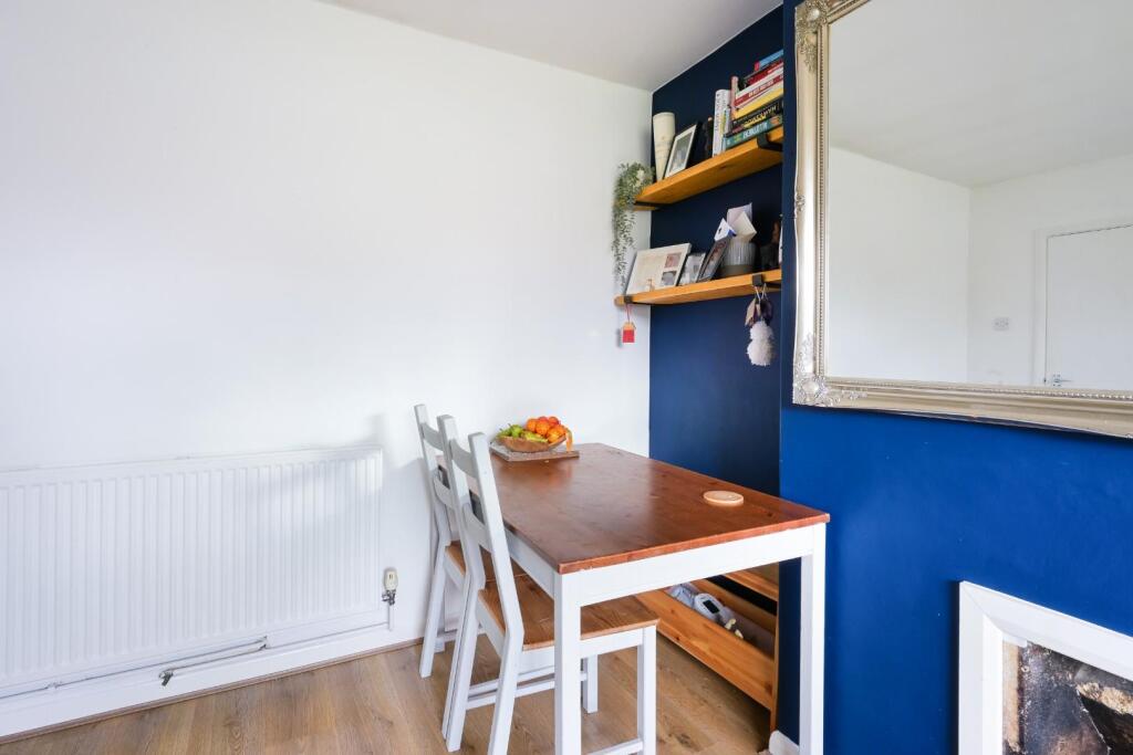 WOLSEY CLOSE,  (4).jpg