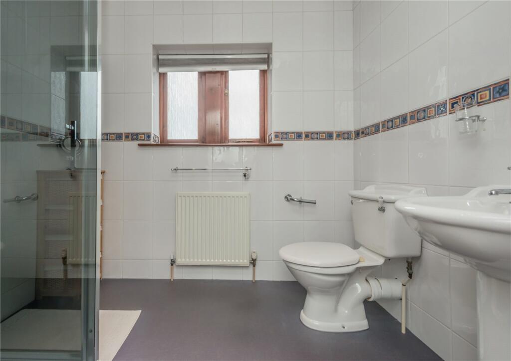 Ensuite Bathroom