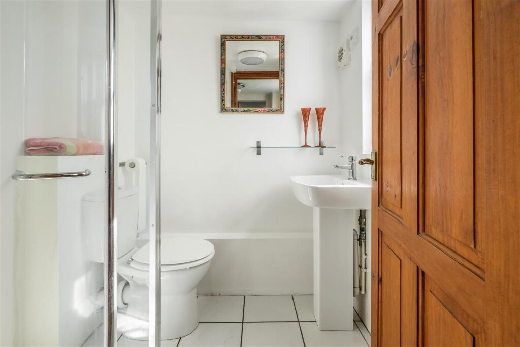 10 Warwick Road-22.jpg