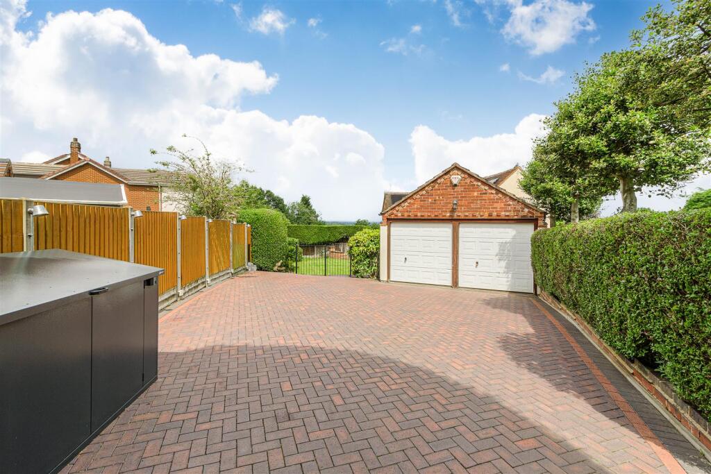 The Common, Baddesley Ensor