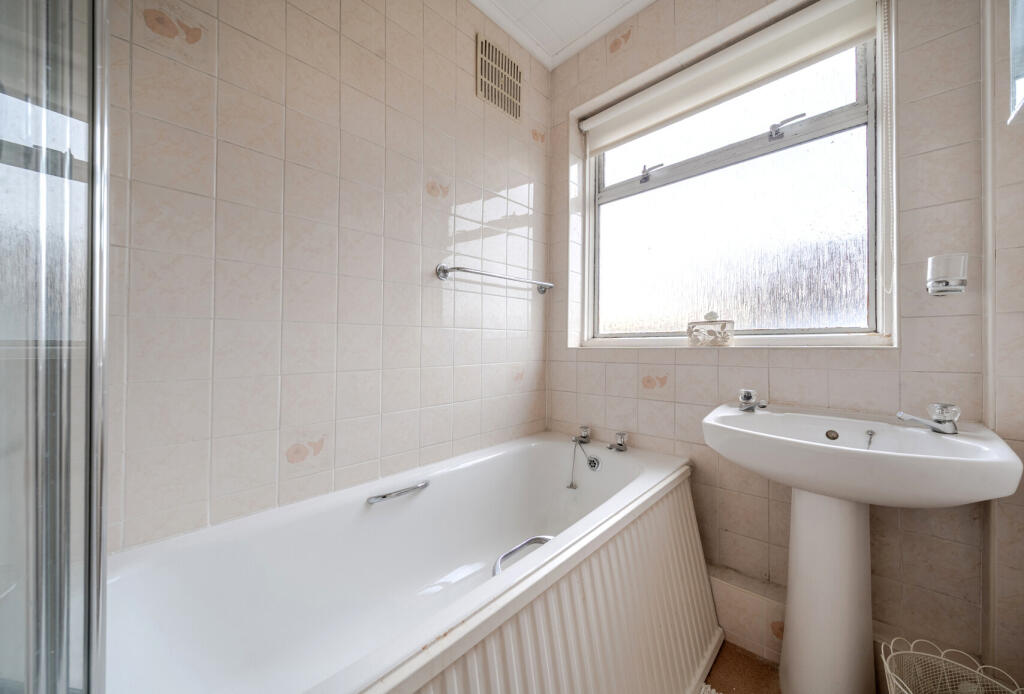 1389324-9-69428e4...