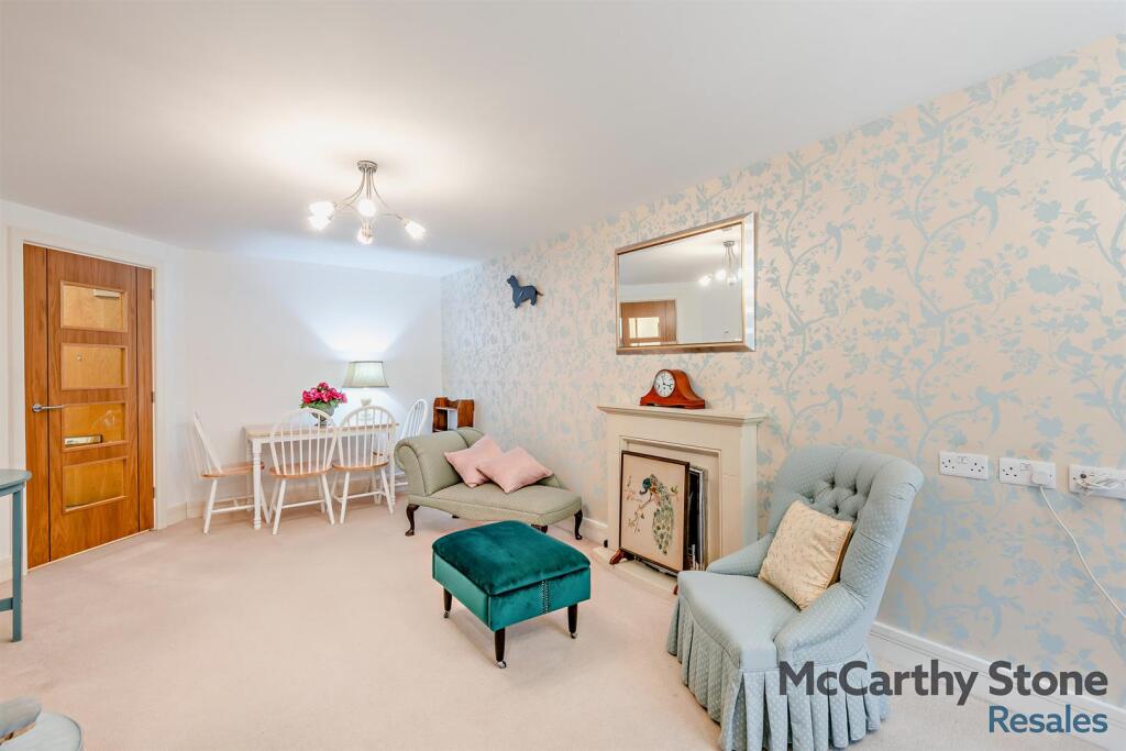 8642174-interior10-800.jpg