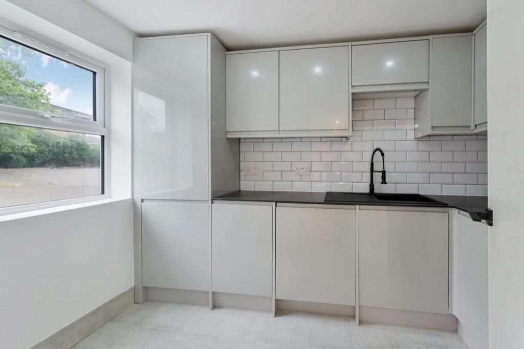 Downings Road, Beckton, E6