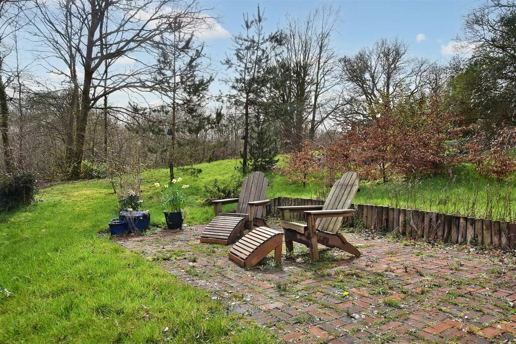 Seating Area / Patio