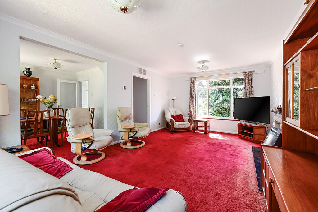 3 Maybrick Close ...