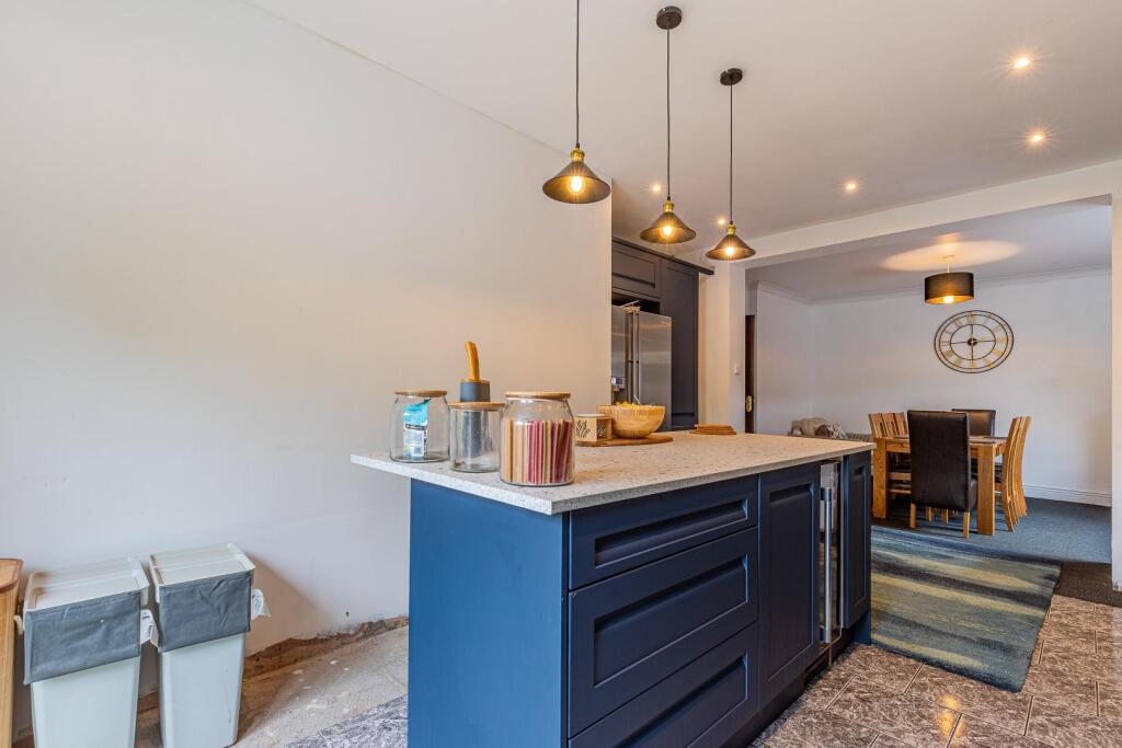 Smithies Avenue 29-13.jpg