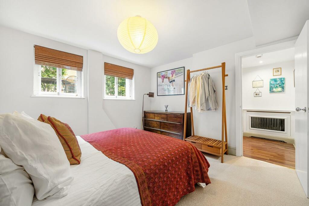 Principal Bedroom (2).jpg