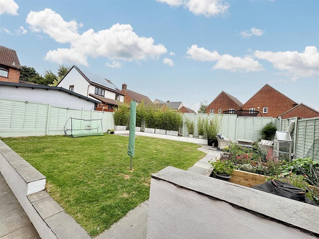 Garden 4.jpg