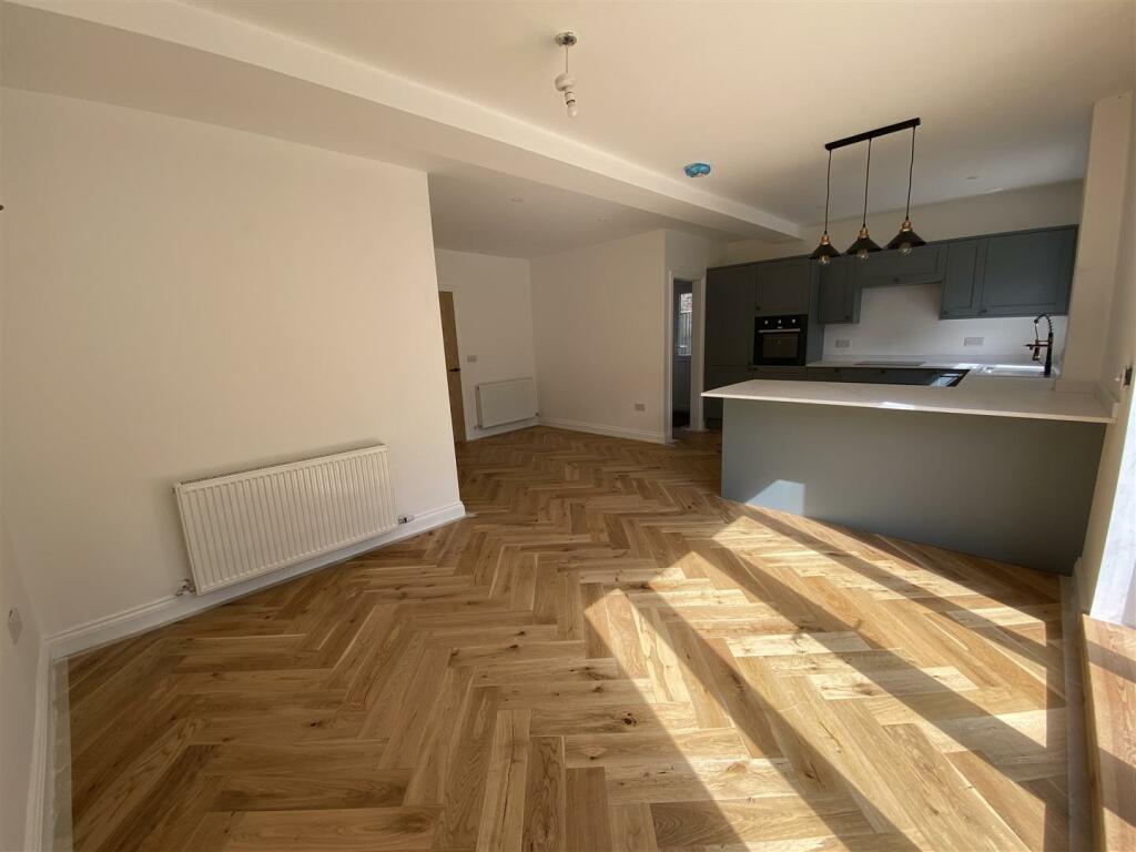 Kitchen Living Room 2.jpeg
