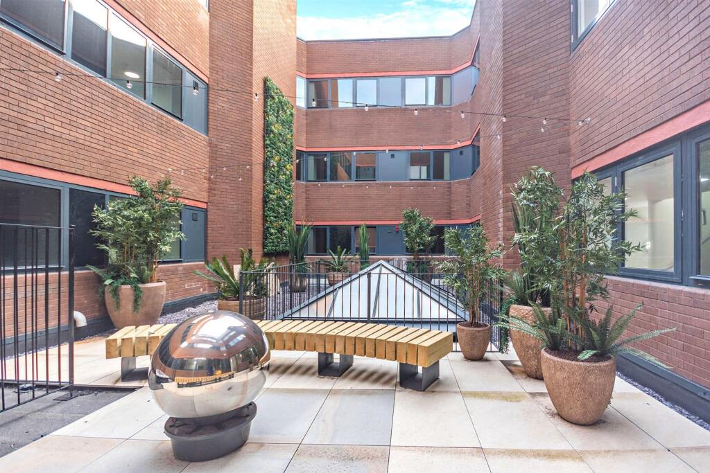 8641094-exterior01-800.jpg