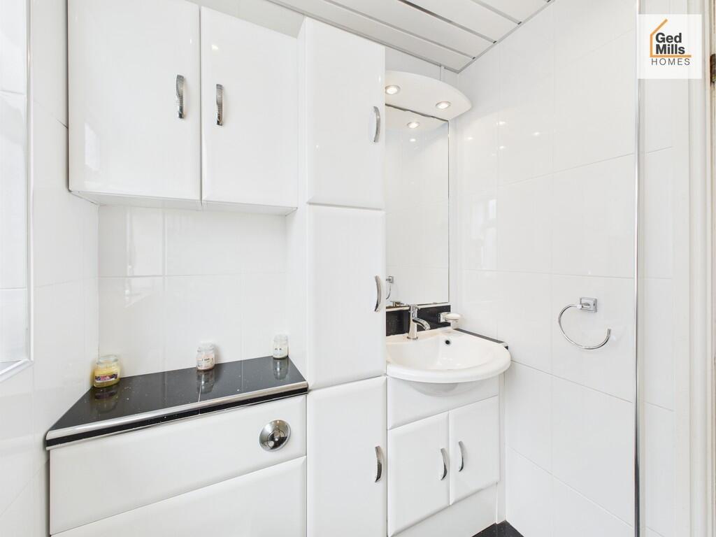 CAM04261G0-PR0063...