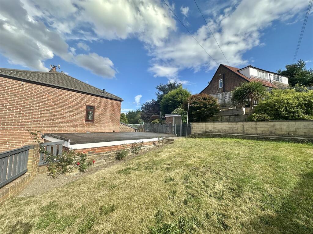 Bramleys Estate Agents - Enfield Drive - Batley (6