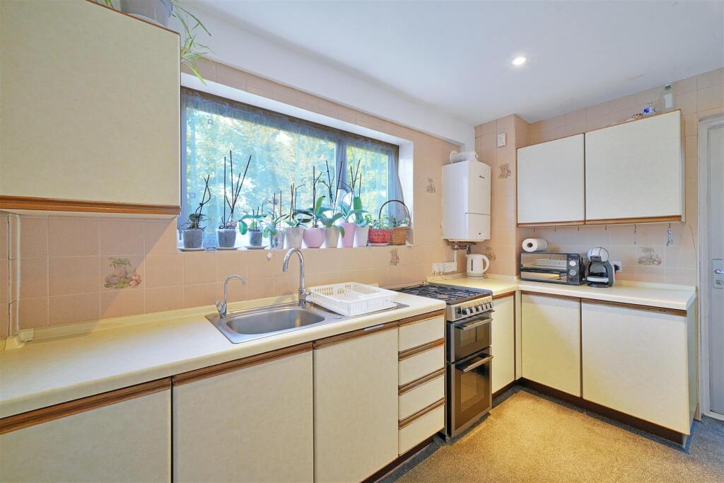 11 Tunworth Close - GB51FTbz4ZfMdQJn4KTg.jpg