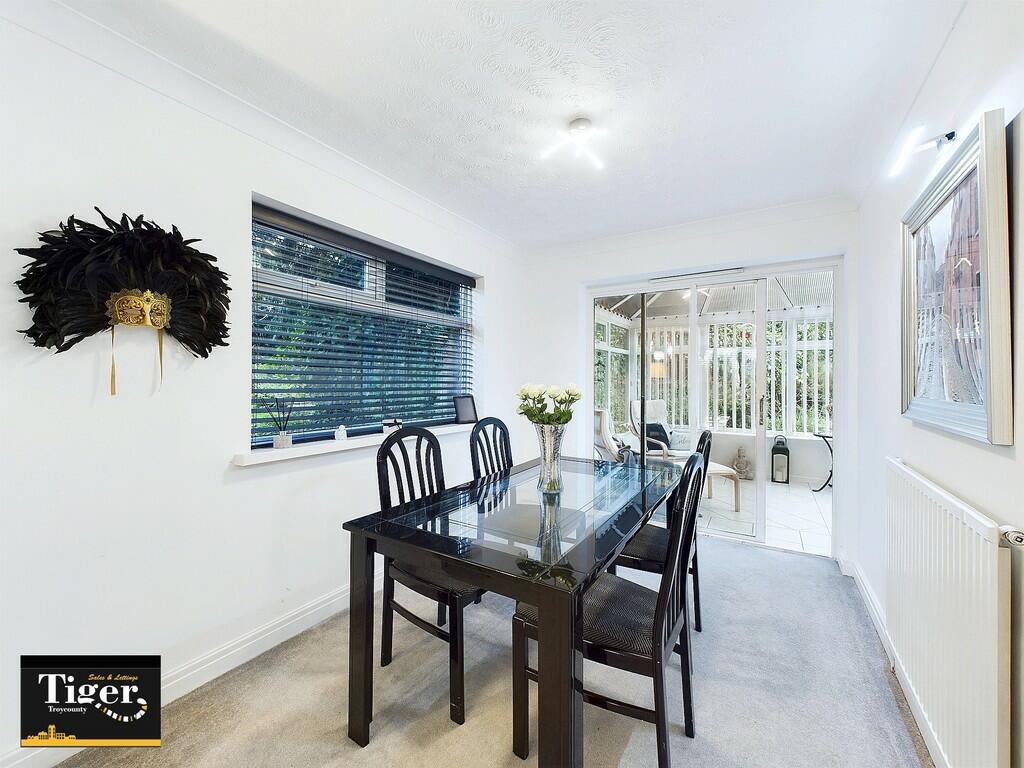 CAM03440G0-PR0211...