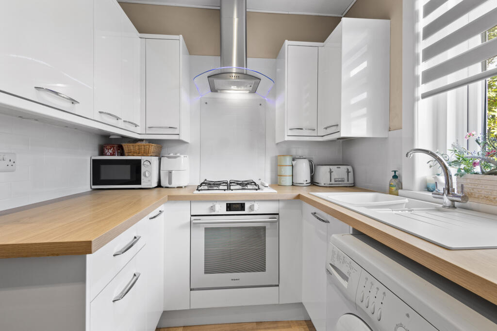 Kitchen 2