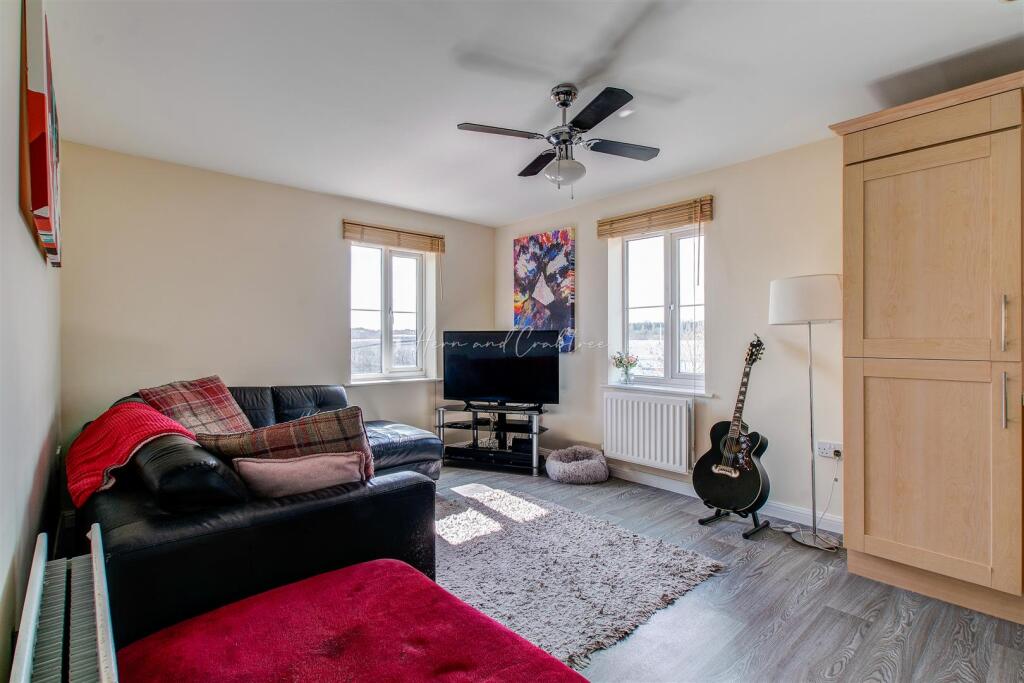 Ffordd James Mcghan, HernCrabtree (10).jpg