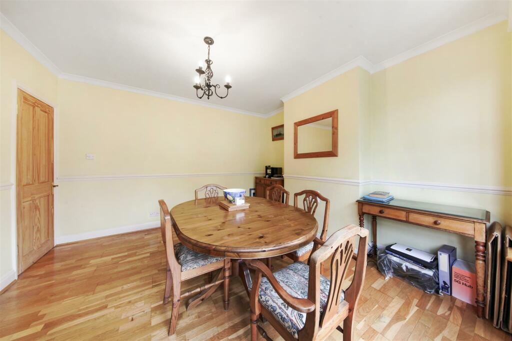 114 Abbotts Drive - narSalfBpMaBRZAGMgKB.jpg
