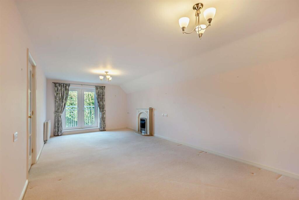 8577323-interior01-800.jpg