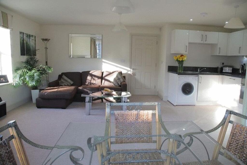 Open plan Living/Dining Kitchen