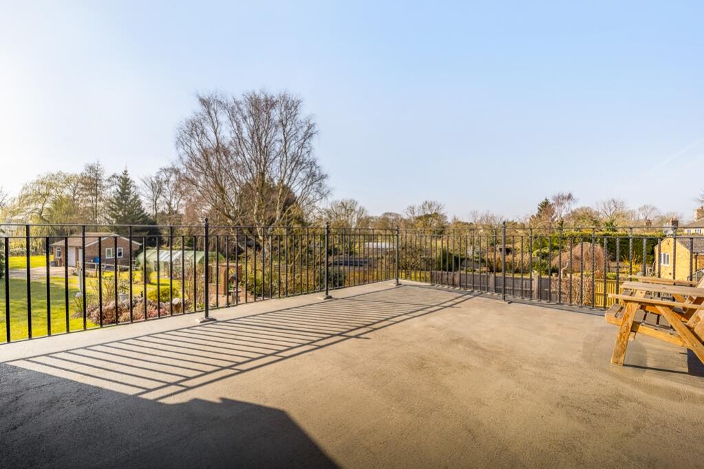 Rhencullen House (Hemingby)-42