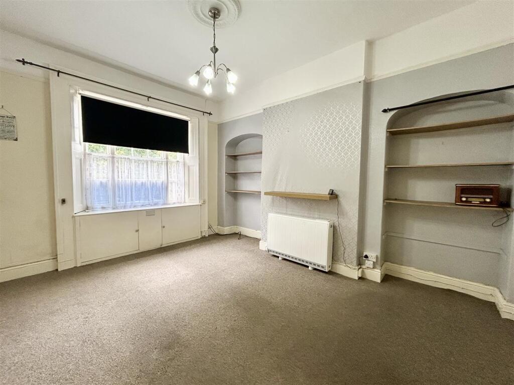 Living room.jpeg