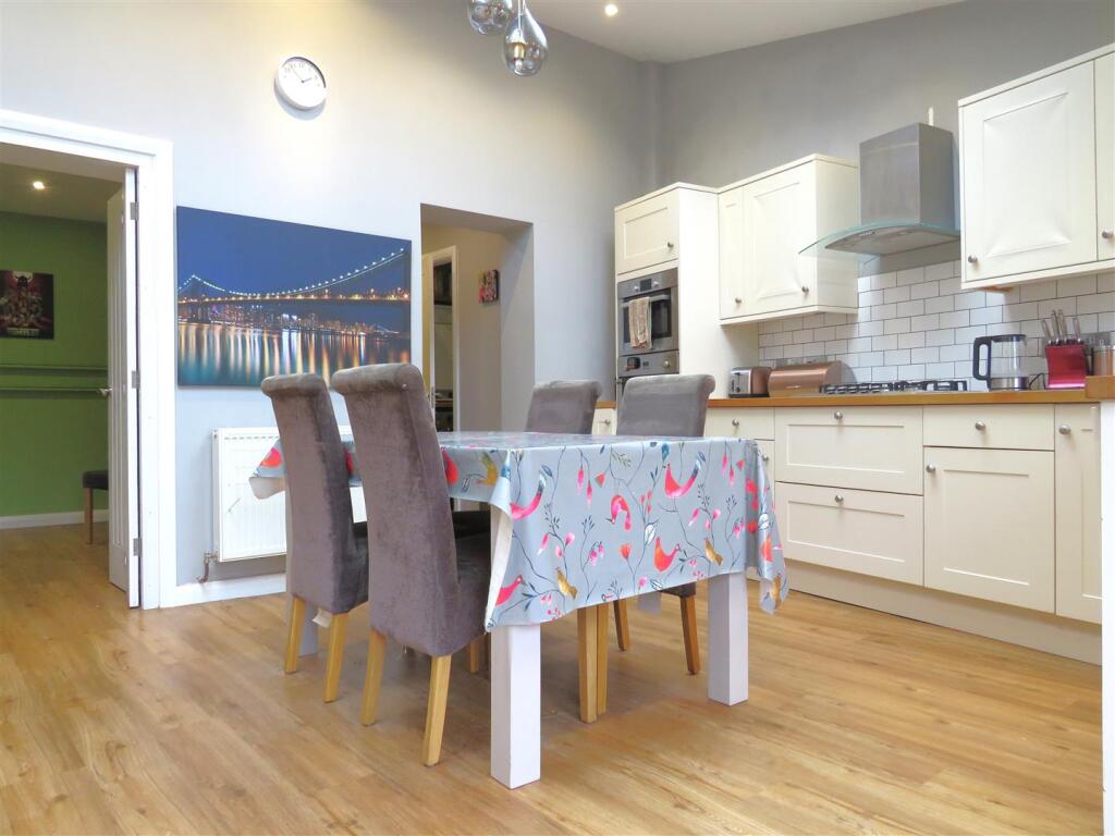 Kitchen &amp; dining room 2.JPG