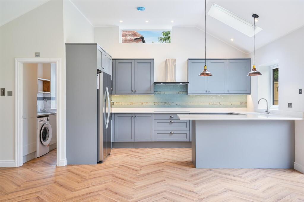 WEST STREET EWELL,  (12).jpg