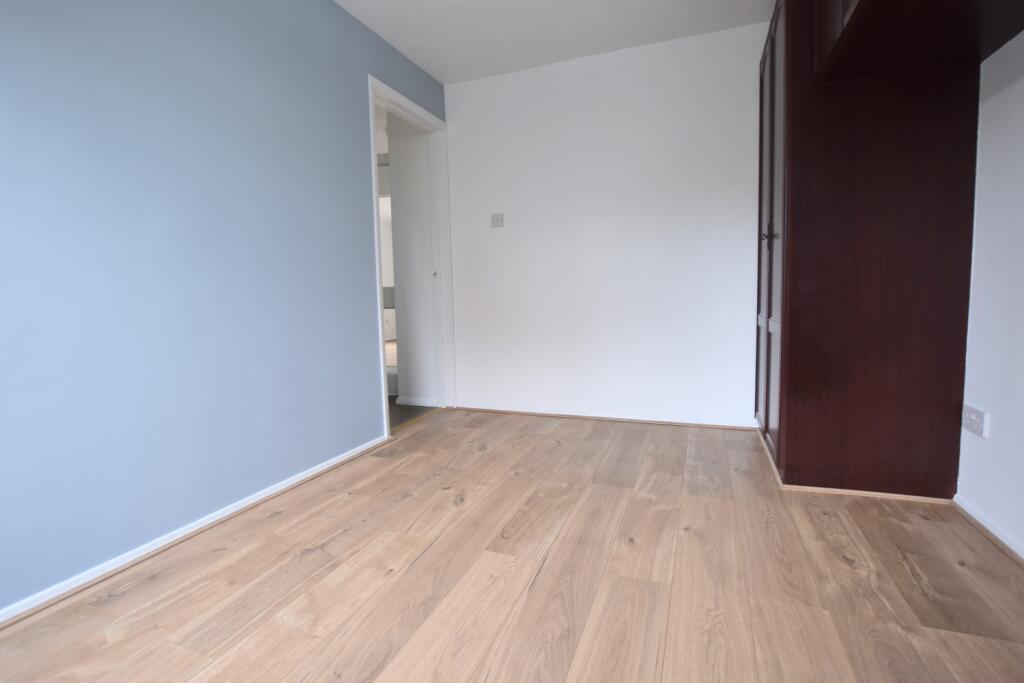 83 Belsize Avenue bedroom 2