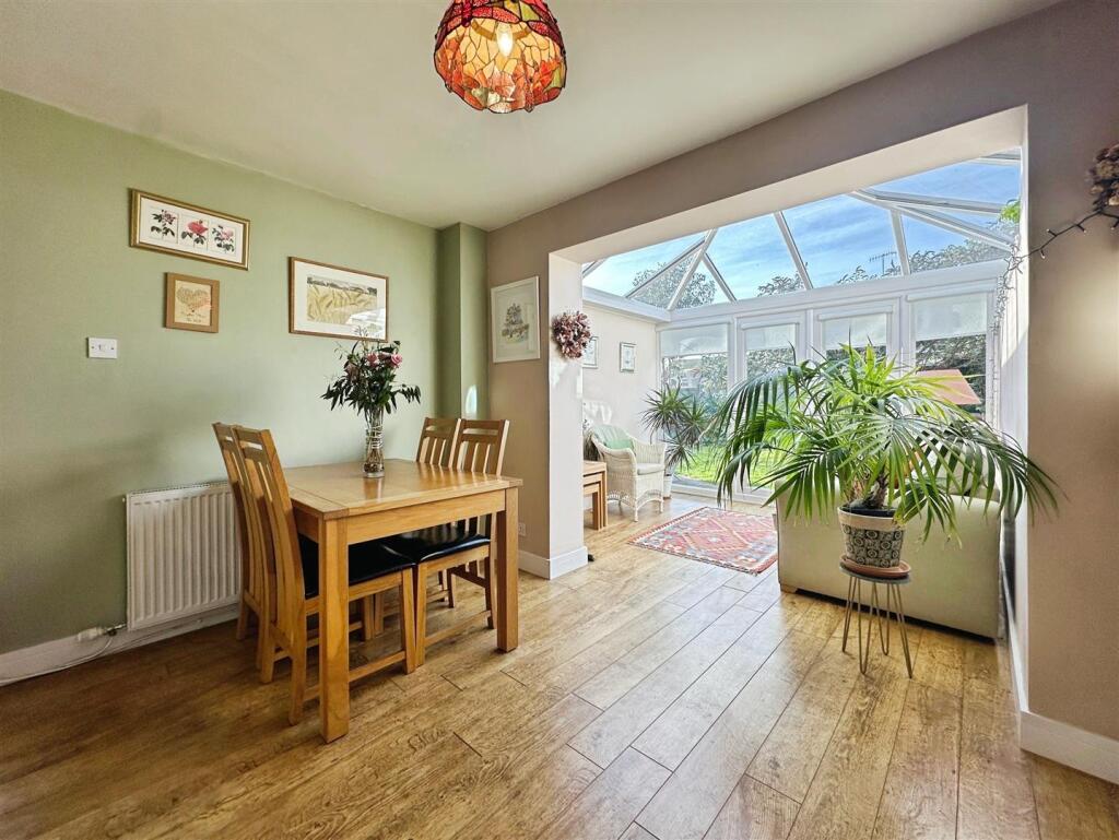 0381a7f4--4316-A509-29AB4F936D09-70010-00002D05A55