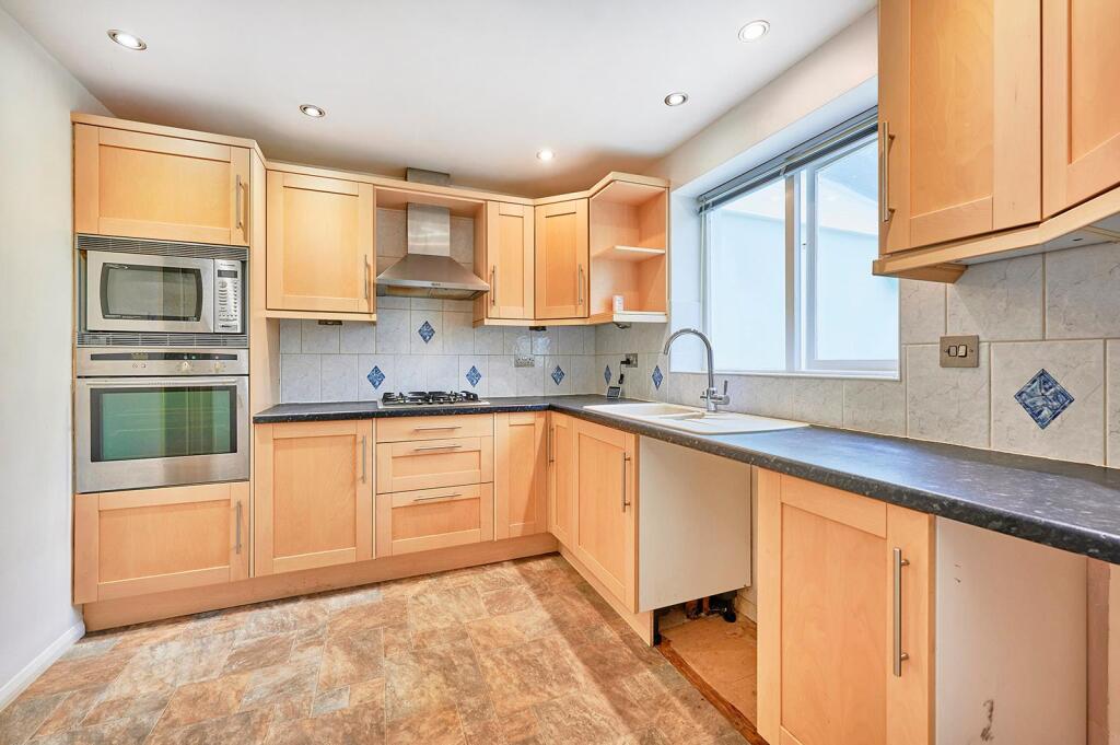 Fitted Kitchen