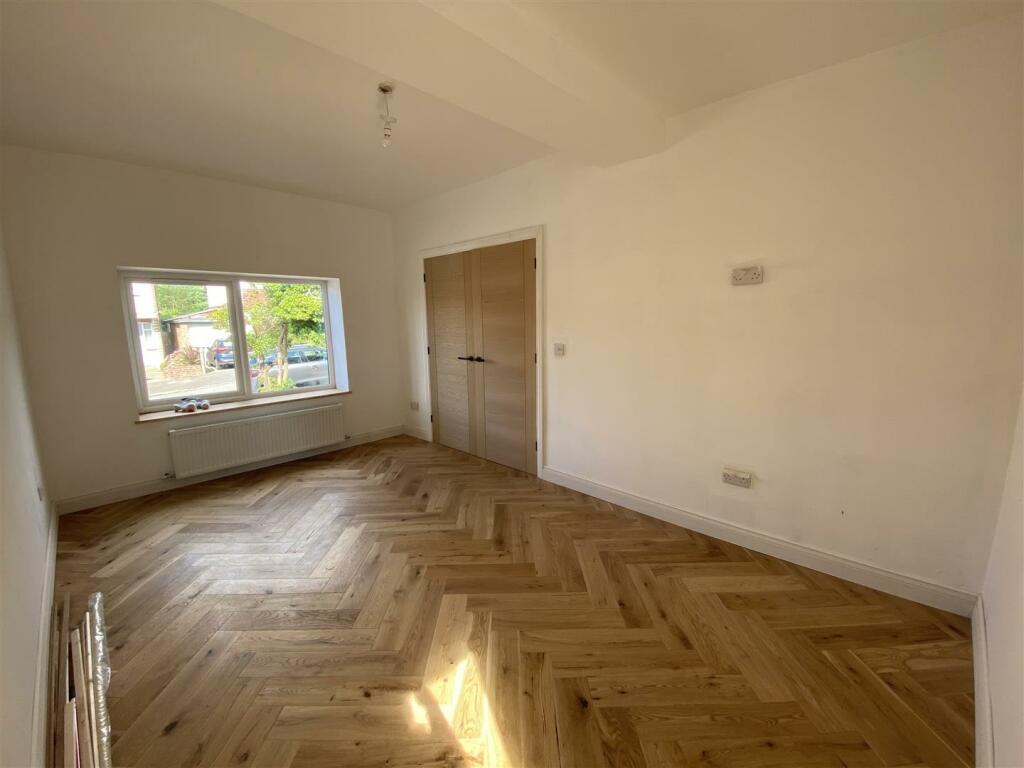 Reception Room.jpeg