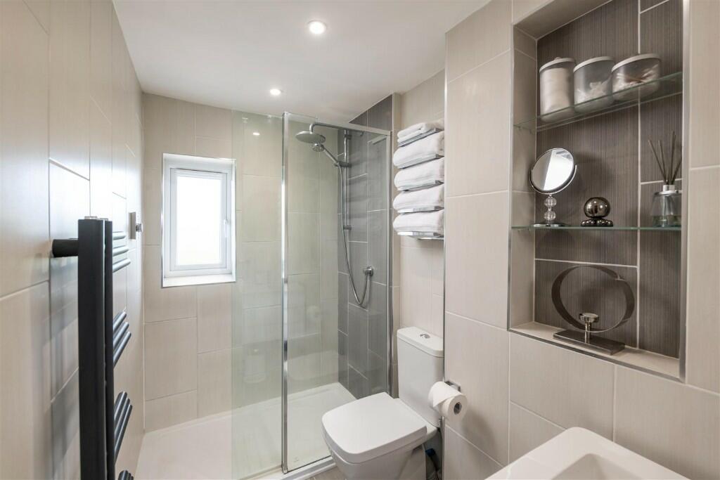 Ensuite