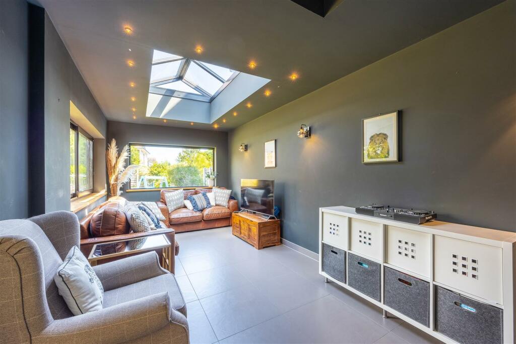 Open Plan Lounge