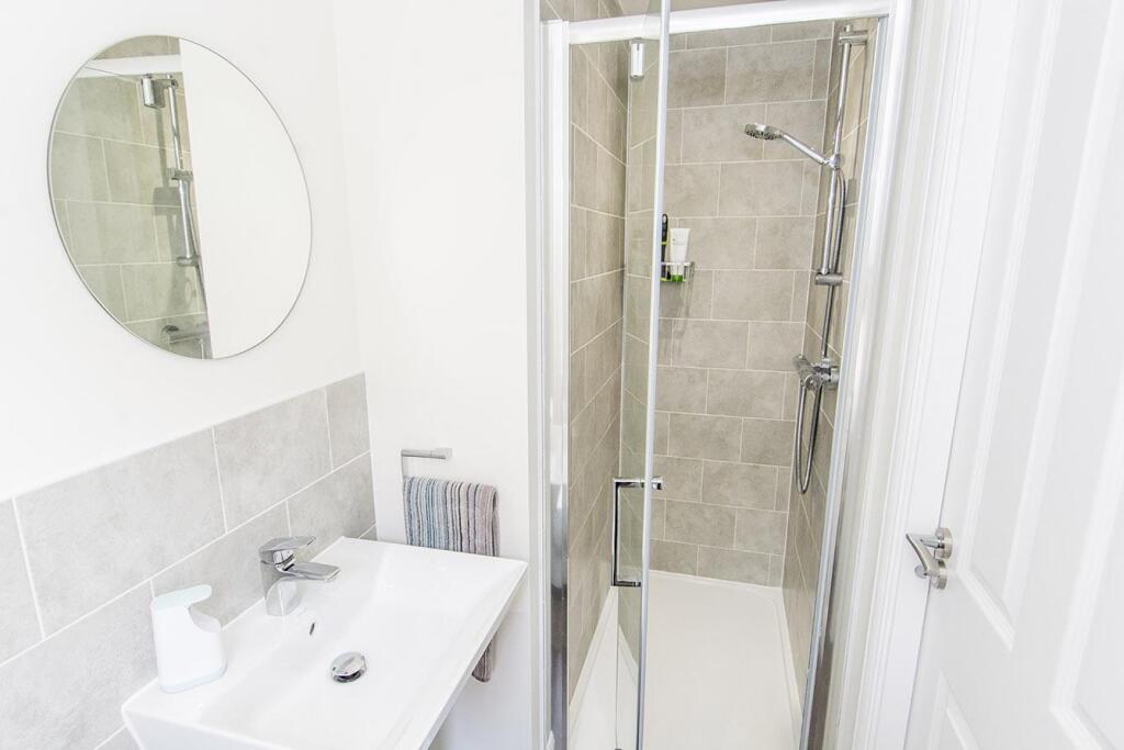 Bedroom Two En-Suite