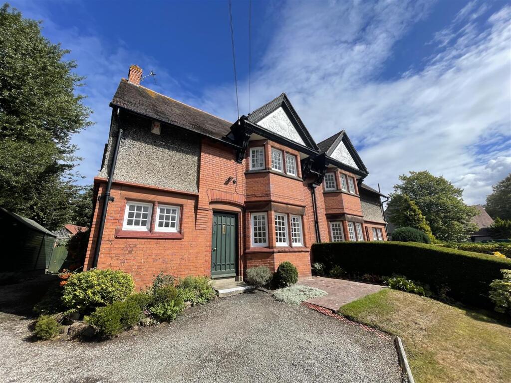 St. Georges Way, Wirral