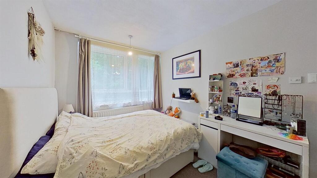 St-Andrews-Court-Waynflete-Street-SW18-06262025_18