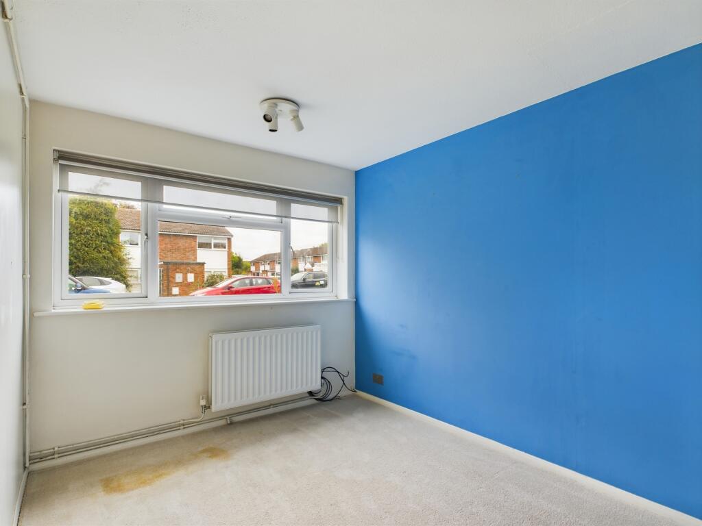 CAM02519G0-PR0028-STILL005