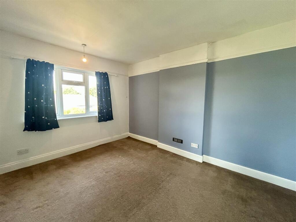 Bedroom 2.jpeg
