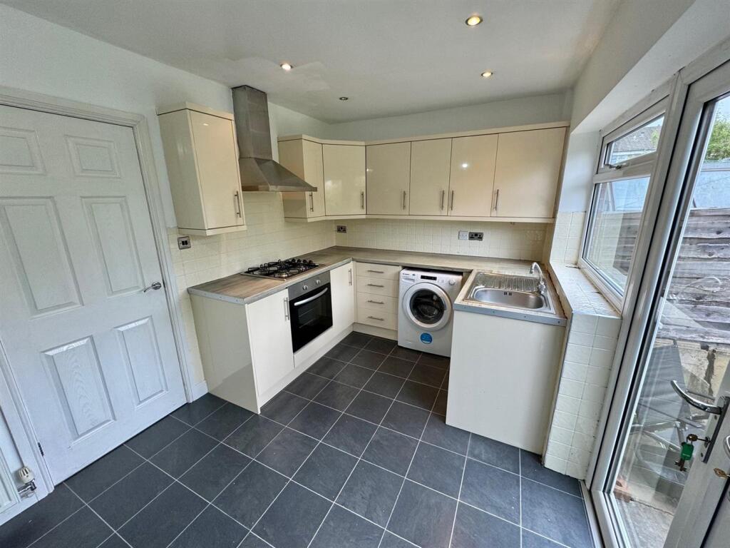 A71Kitchen.jpg